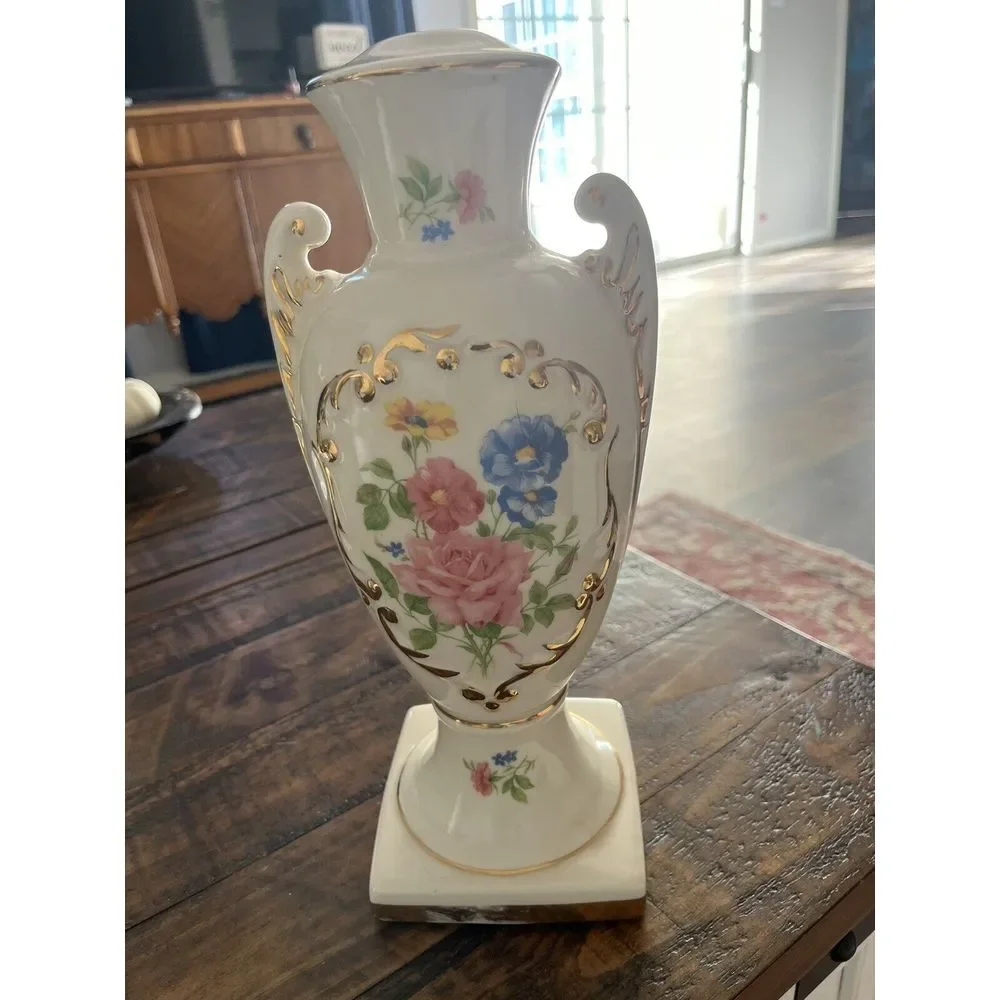 Vintage Lamp‎
